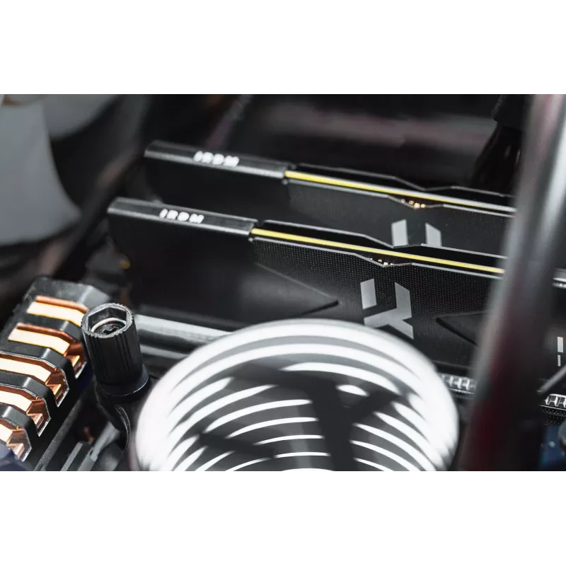 Memory DDR5 IRDM 32GB(2*16GB)/8000 CL36 black