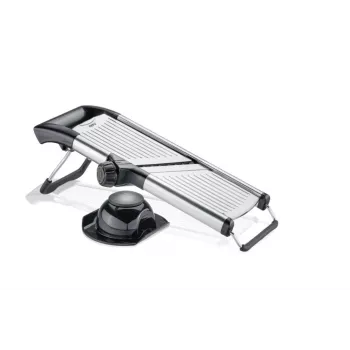 Food slicer GEFU VOLARI G-89541 with stainless steel blades, 1–9 mm slice thickness, compact design