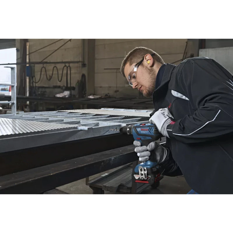 Cordless Drill Bosch GSR 18V-28 with 18V system and 2×3.0Ah batteries