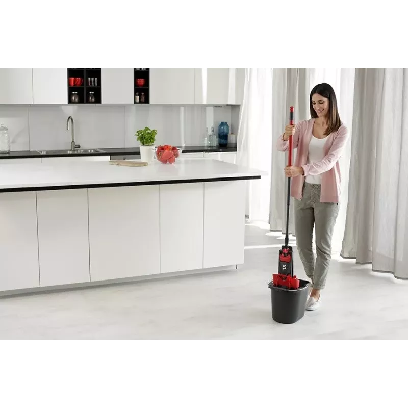 VILEDA mop Ultramax XL Box — washable microfiber 360° rotating head, foldable, for hard floors