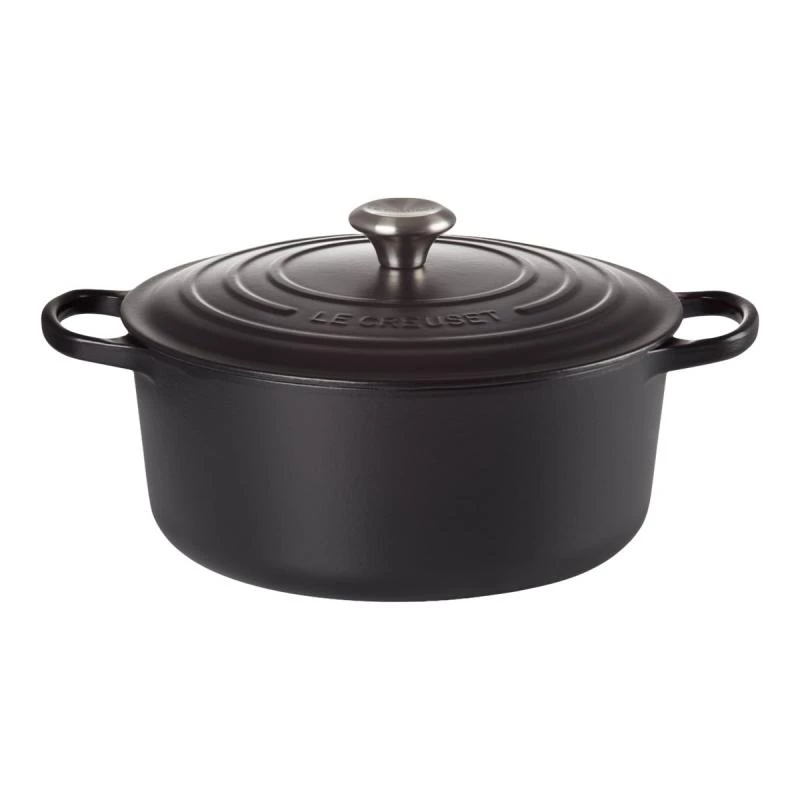 Le Creuset Signature Round Casserole baking dish