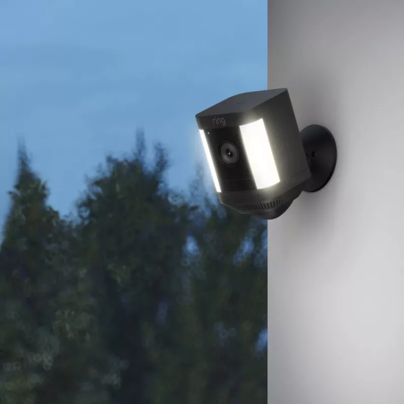 Ring Spotlight Cam Plus Battery - IP Security Camera - Outdoor - Wireless - Ceiling/Wall - Black - Box