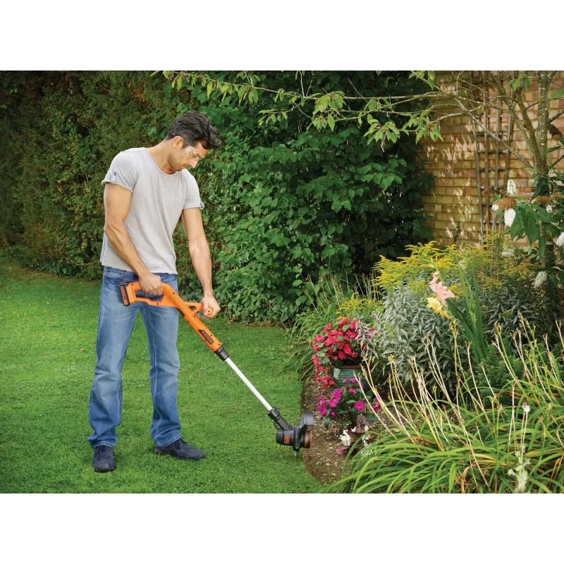 Black & Decker ST1823 18V Cordless Grass Trimmer with 28cm Cutting Width, AFS Line Feed, Edging Function and Telescopic Shaft