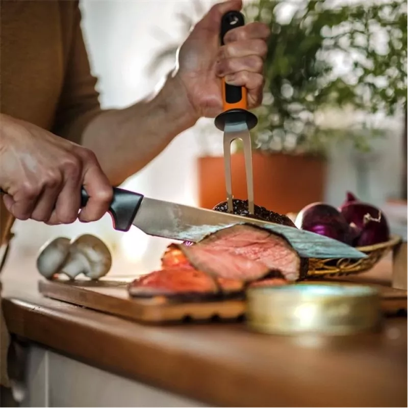 Carving knife Fiskars 1057539