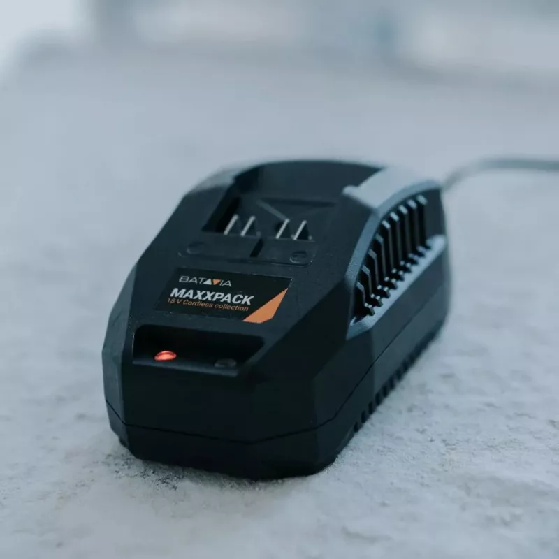 Batavia B.V. | 18V 2.4A Charger