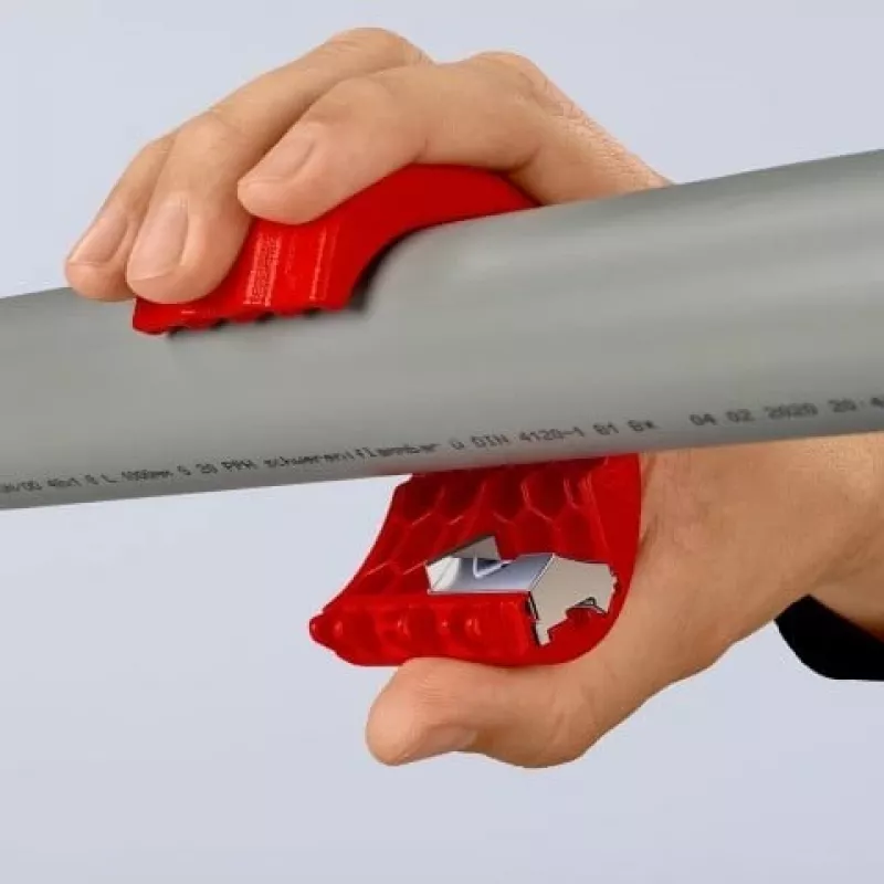 KNIPEX manual pipe cutter for PVC and sealing slee