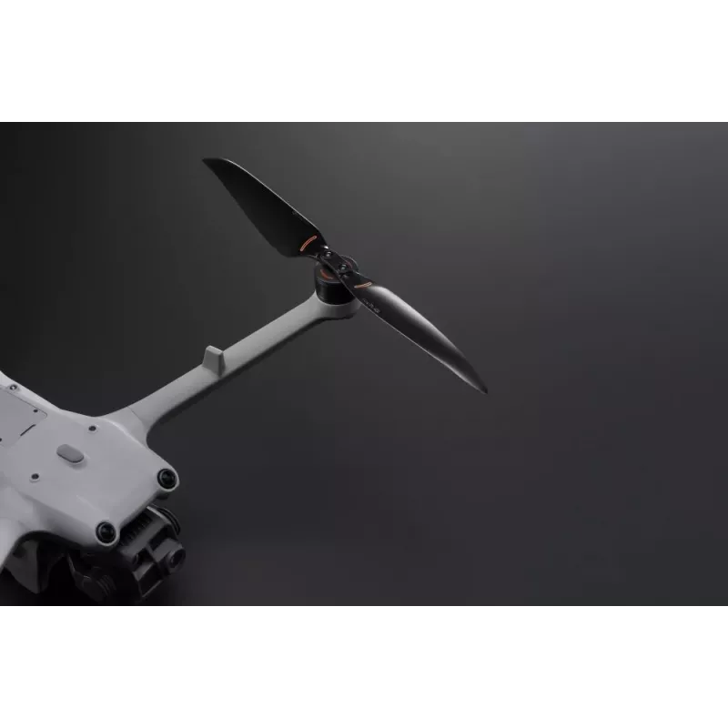 Propeller set for DJI Matrice 4D — low-noise, anti-ice design, replacement spare parts