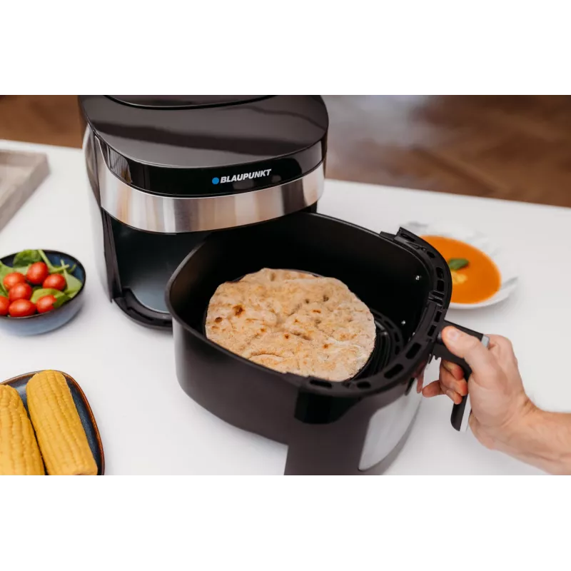 Deep fryer Blaupunkt AFD722 7.2 L, 1800 W, 40–200°C, touch LED, aluminium, white