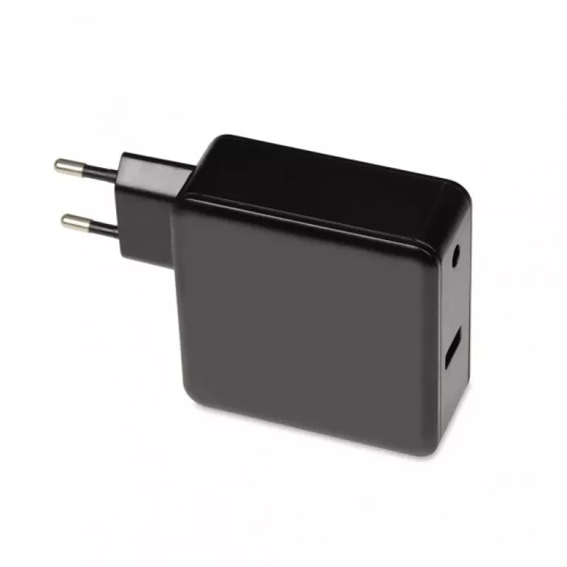 Laptop power adapter IBOX IUZ65WA, AC-to-DC auto 100–240V → 18.5–20.5V, 65W, 1×USB, black