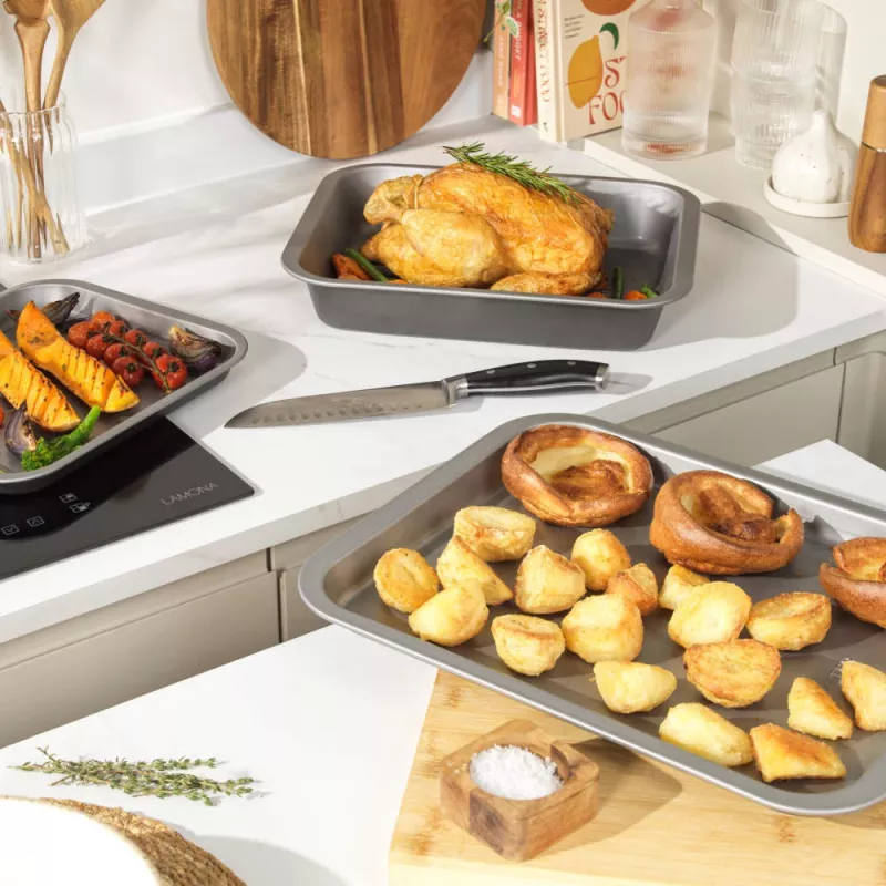 Baking tray Salter BW13666 35 cm — non-stick, dishwasher-safe