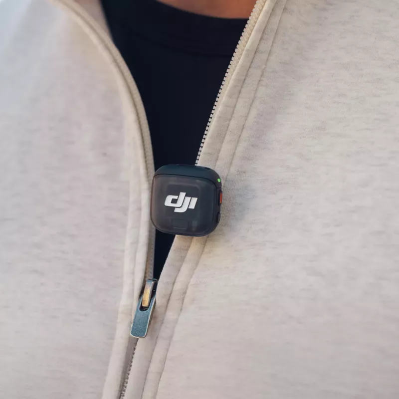 Wireless bodypack transmitter DJI MIC 3 — compact portable microphone transmitter, Black/Grey