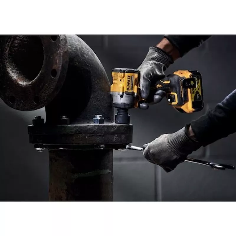 DEWALT 1/2 18V 406Nm IMPACT WRENCH TTAK RING DCF921NT