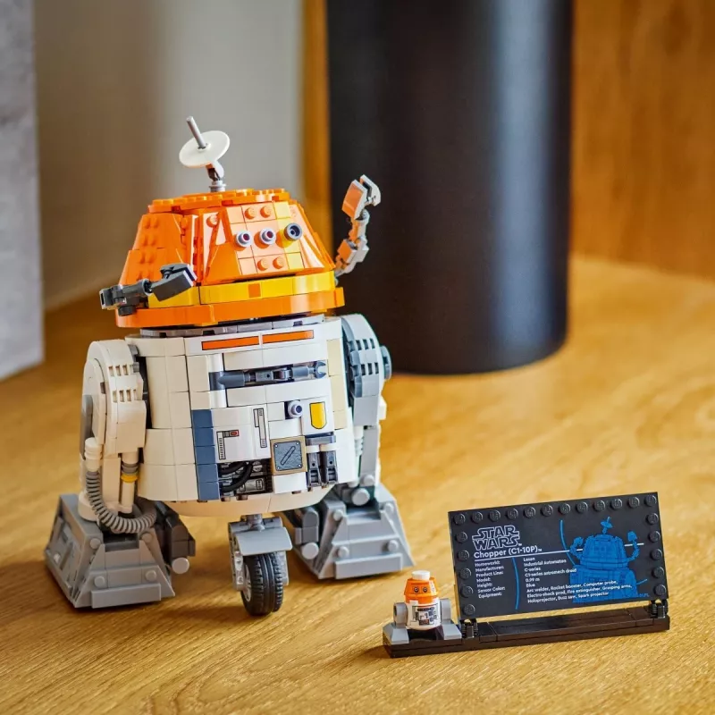 Construction set LEGO Star Wars Chopper C1-10P Astromech Droid model 75416, 1039 pieces, age 10+, height 220 mm