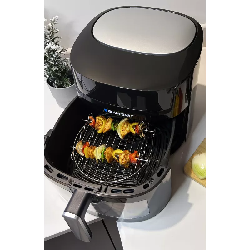 Air fryer BLAUPUNKT AFD712 — 7.2 L capacity, 1800 W, digital touch control, 40–200°C, 60 min timer