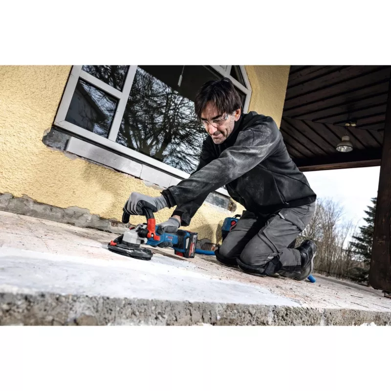 Bosch EXPERT 18V starter set with 2 batteries and charger in L-BOXX