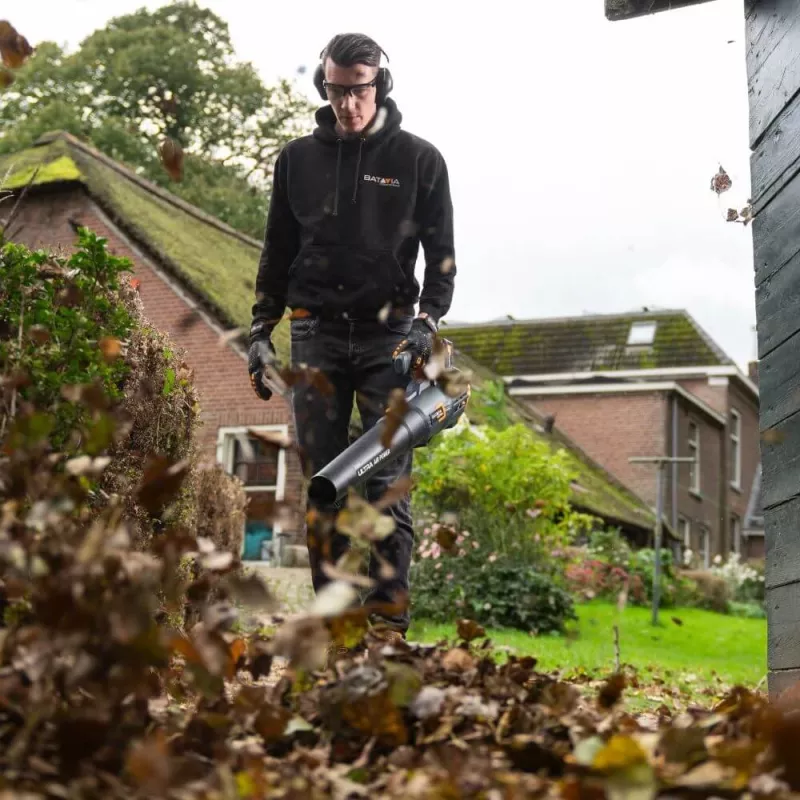 Batavia B.V. | 18V Cordless Leaf Blower - Without Battery and Charger