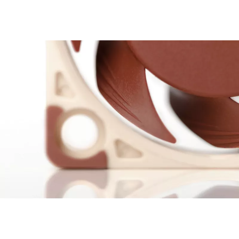 Fan Noctua NF-A4x20 PWM 40 mm, 4-pin PWM, 5–12 V, 1200–5000 RPM, 9.4 m³/h, 14.9 dB, 32×32 mm mounting
