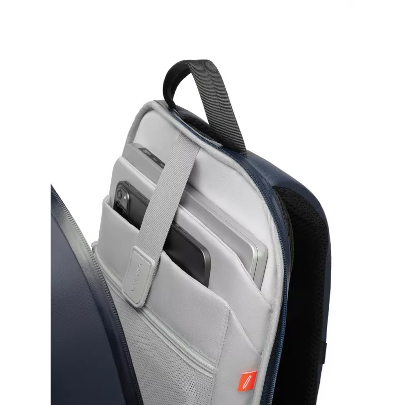 XD Design ANTI-THEFT Backpack Bobby Edge Navy P/N: P706.2505
