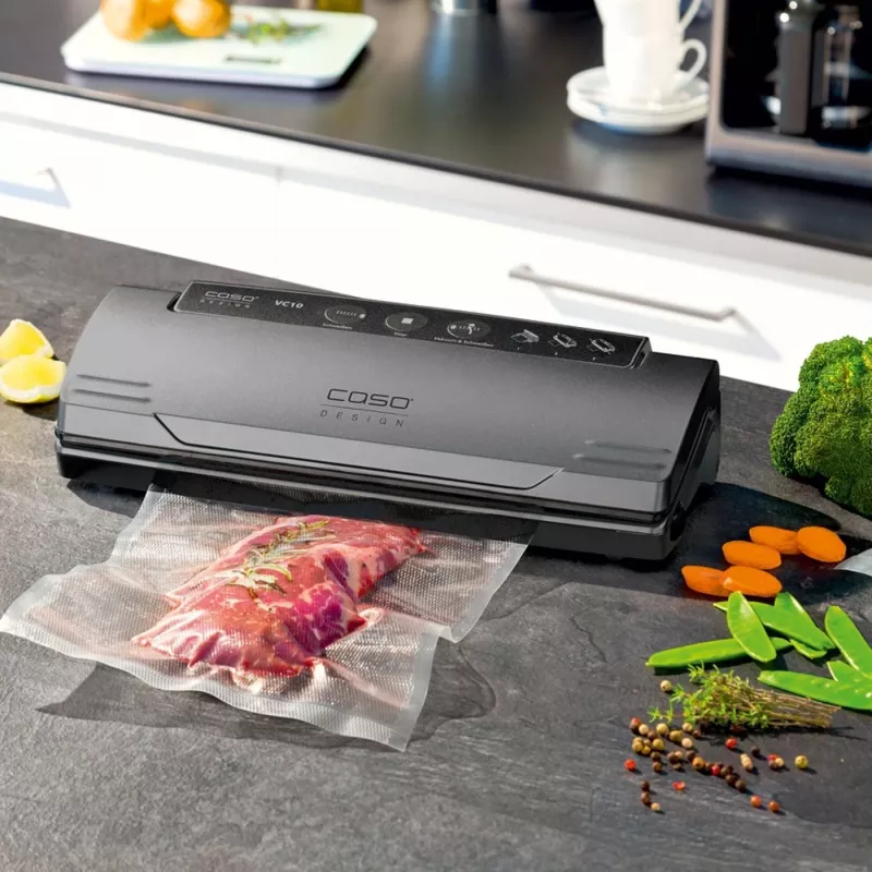 Vacuum sealer Caso VC 10 PlusEdition — adjustable vacuum levels, built-in cutter, roll storage
