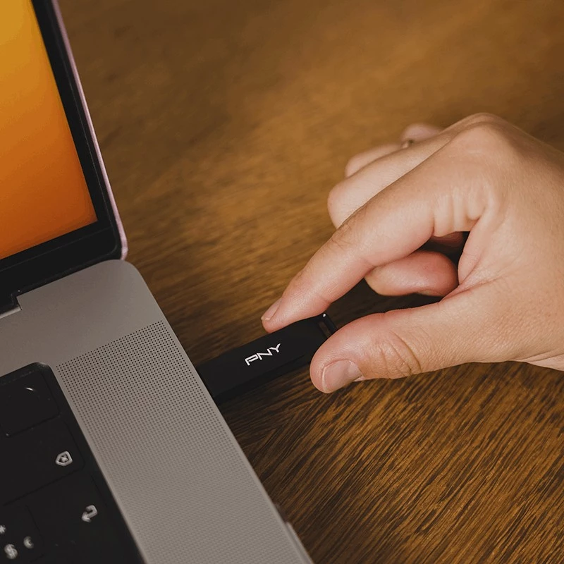 PNY Elite-X USB flash drive 64 GB USB Type-C 3.2 Gen 1 (3.1 Gen 1) Black (P-FDI64GELTXC-GE)
