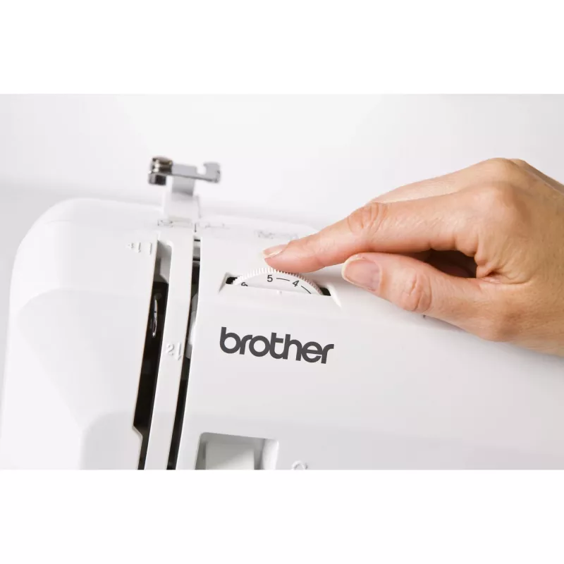 Automatic domestic sewing machine Brother RH127VP2 — 27 programs, 820 RPM, 5 mm stitch width, free arm, LED display