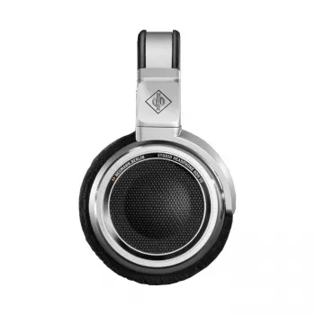 Neumann NDH 30 closed-back studio headphones, 38 mm drivers, 120 Ω, 12–34 kHz, 3 m cable, removable pads (black)