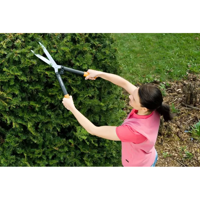 FISKARS HEDGE TRIMMER HS52