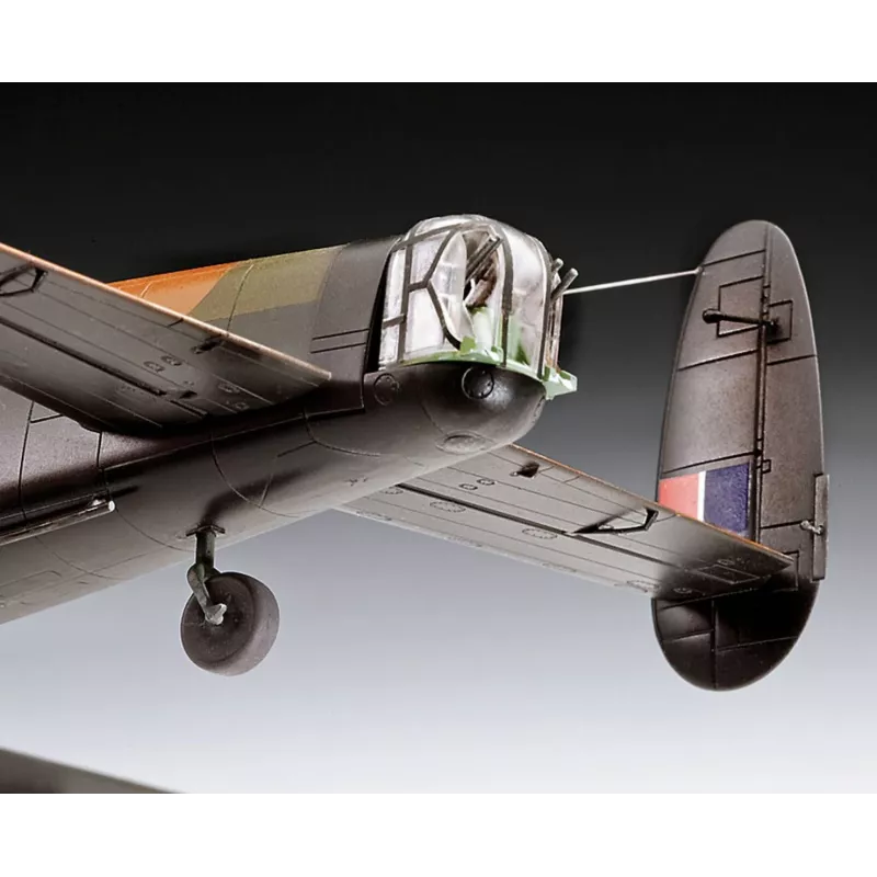 Revell Lancaster B. Iii Dambusters (04295) 1:72 Scale Airplane Plastic Model Kit