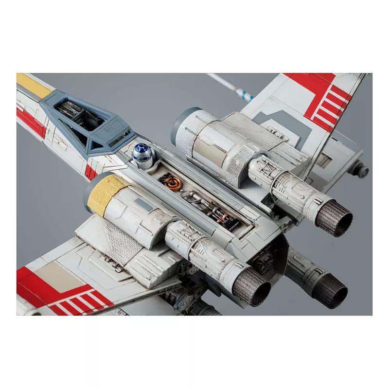 Shuttle model assembly kit REVELL 1:72 scale — X-Wing Starfighter, length 100 mm
