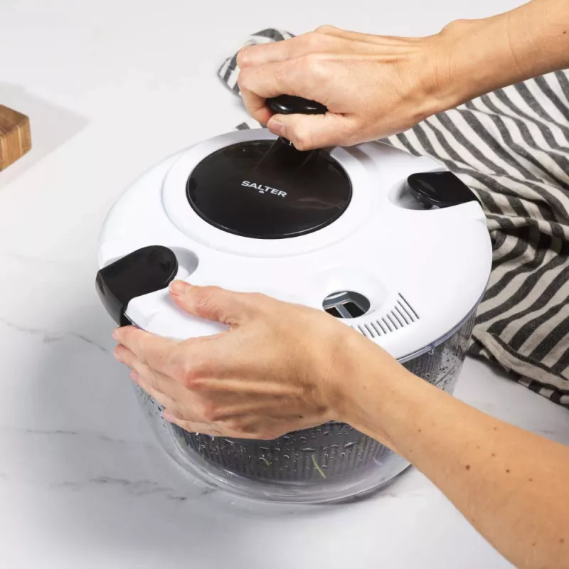 Salter salad spinner BW13899EU7 5 L capacity, BPA-free plastic bowl and basket