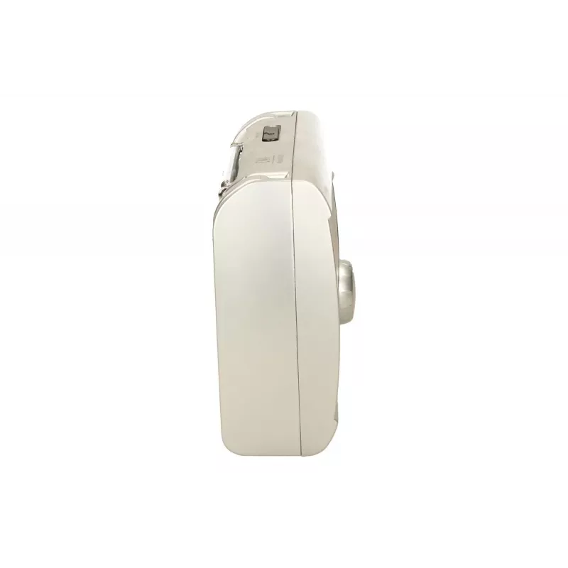 Portable Eltra EWA Silver Radio — AM/FM Receiver, Battery-Powered