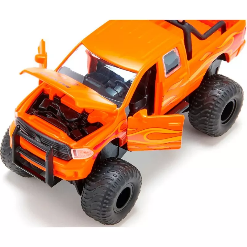 Siku RAM1500 with balloon tyres Pickup model Preassembled 1:50
