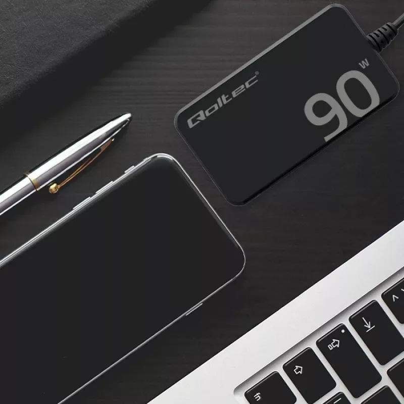 Qoltec 90W GaN Super Fast SLIM Wall Charger | XP | 5-20V | 4.5A | USB-C 3.1 | Laptop | MacBook | Smartphone | + cable