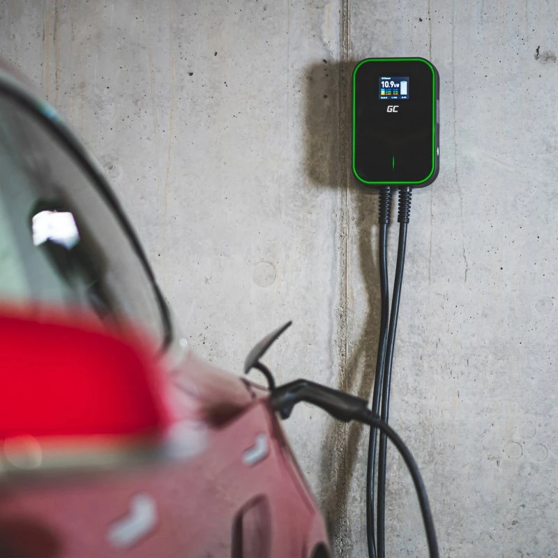 Electric Vehicle Charging Station Green Cell EV14 22 kW Black Aluminium Wall