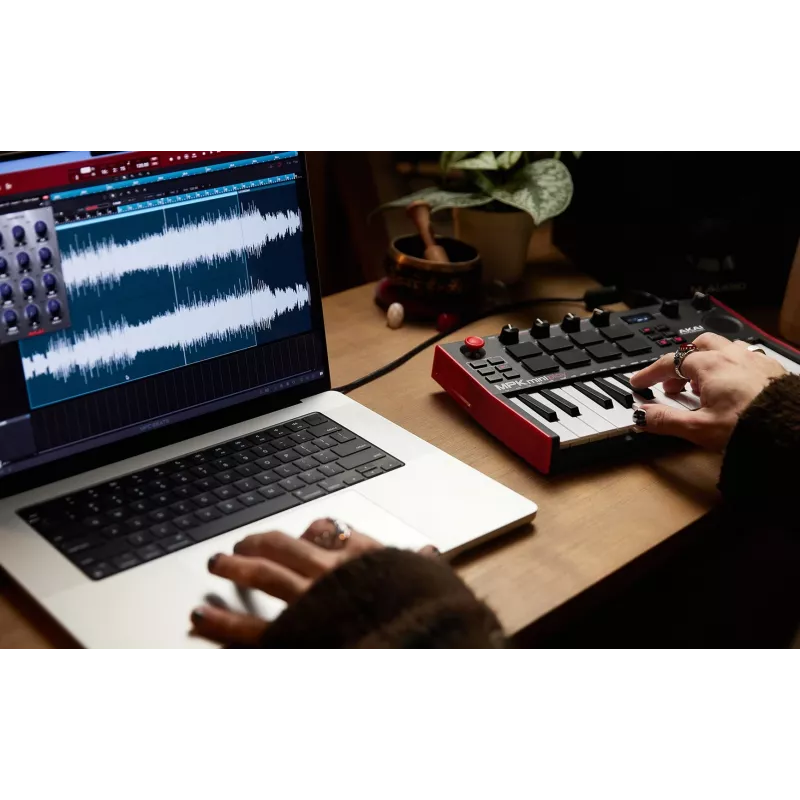 MIDI keyboard Akai MPK Mini Play Mk3 25 keys USB Black Red