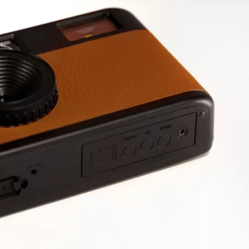 Screenless Digital Camera Camp Snap CS-V105-BR-JP — Brown compact camera without display