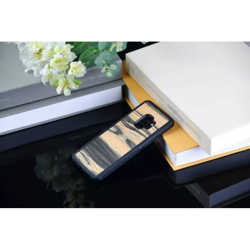 Smartphone case man and wood for Samsung Galaxy S9, white ebony/black finish