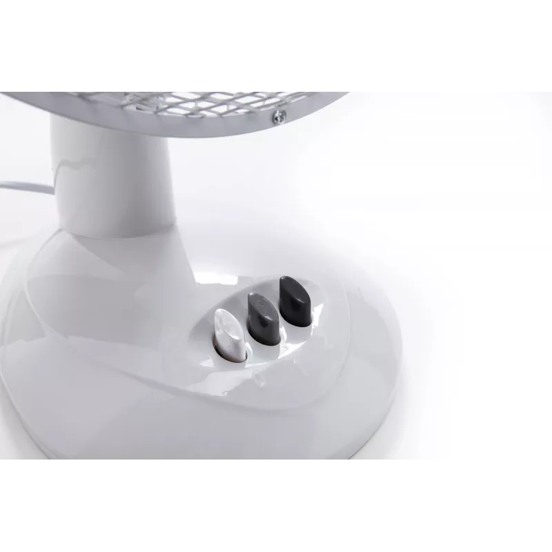 Adler | AD 7302 | Desk Fan | White | Diameter 23 cm | Number of speeds 2 | Oscillation | 60 W | No