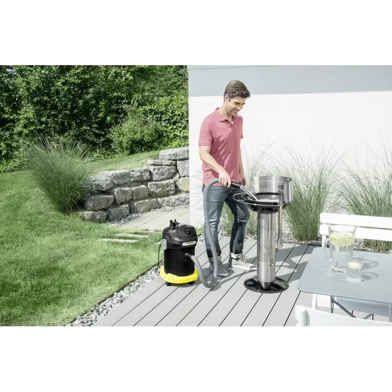 Dry Vacuum Cleaner Karcher AD 4 Premium — 17 L, 600 W, bagless, metal hose, chrome tube