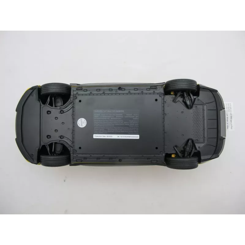 Classic car model Xiaomi BHR08KQGL preassembled 1:18 scale — 284×110×82.5 mm