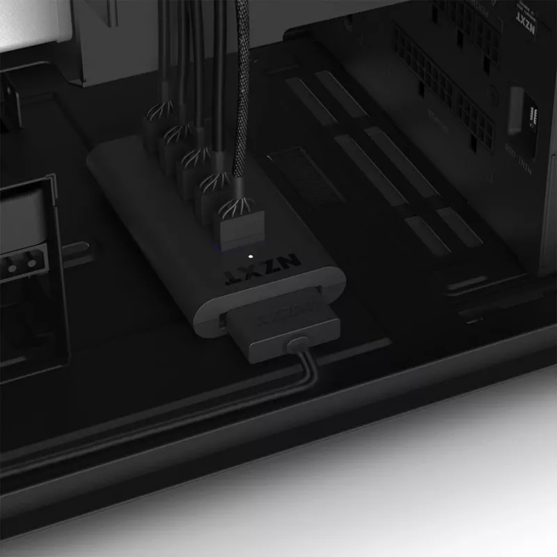 NZXT Internal USB 2.0 Expansion Hub Gen 3 - Black