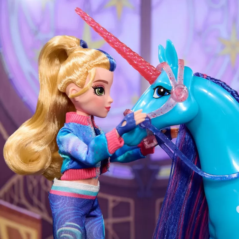 Doll Spinmaster Unicorn Academy Fashion Isabel 6072647 — fashion doll from Unicorn Academy series