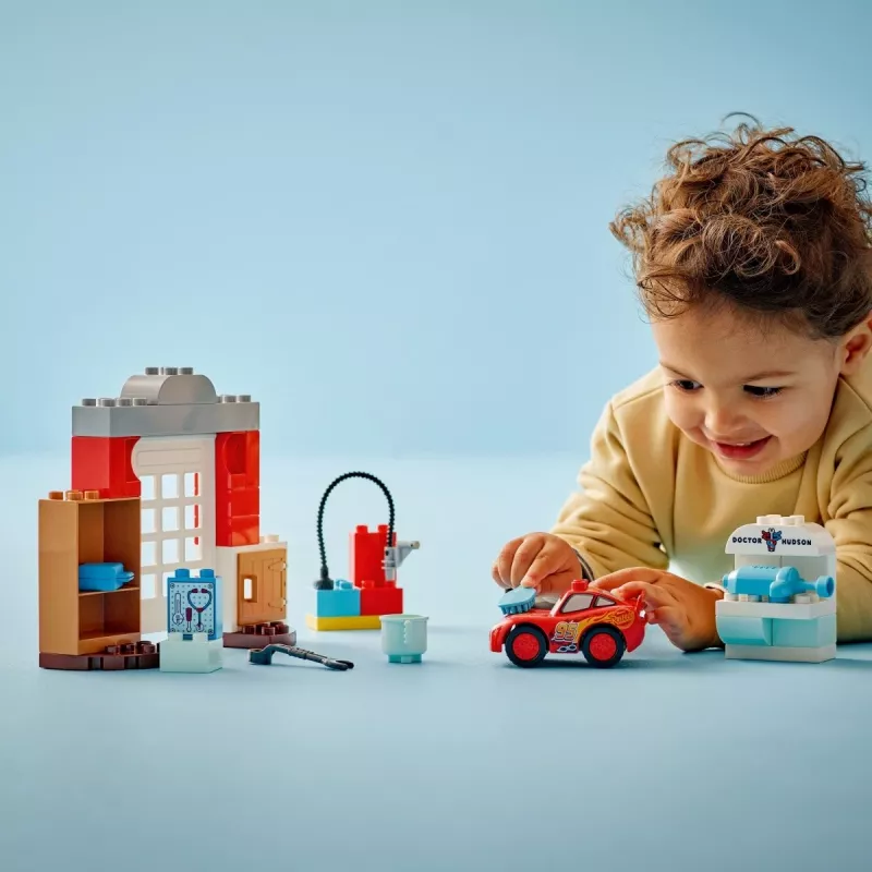 Construction toy LEGO DUPLO 10456 Disney McQueen's Visit to Doc's Workshop — 35 pieces, for ages 2+, large bricks