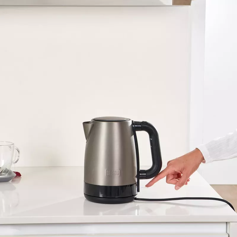 Black+Decker electric kettle BXKE2201E