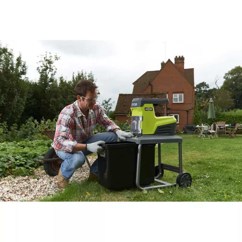 Ryobi RSH3045U - Shredder - Electric - 3000 W - Cutting Capacity: 45 Mm - 21 Kg
