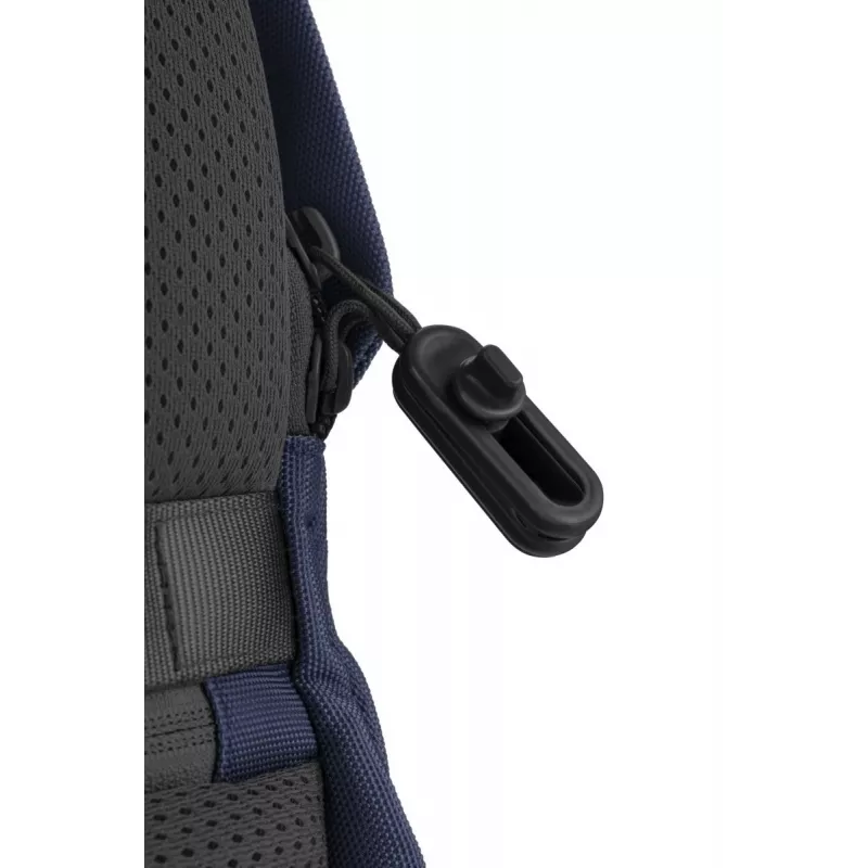 Casual backpack XDDESIGN Bobby Soft with 15.6 inch laptop compartment, 16 L, navy, PET