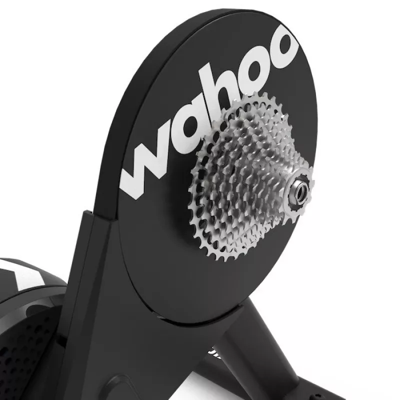 Smart Trainer Wahoo KICKR CORE 2 — magnetic bike trainer, belt drive, 1800W max, 11-speed cassette compatible, Bluetooth/Wi‑Fi/ANT+