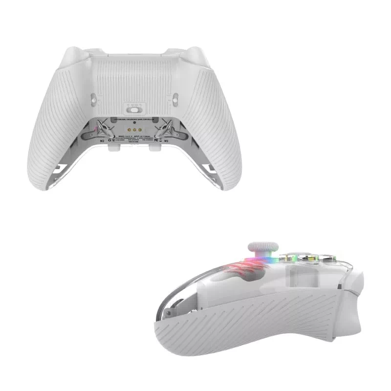 Gaming controller Mad Catz C.A.T. 17 CUSTOMIZABLE — wired gamepad, programmable buttons, ergonomic design