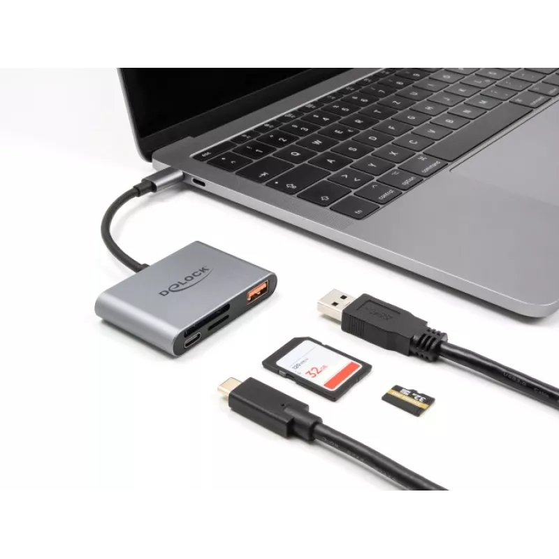 Delock 91016 USB-C card reader for SD and microSD cards with USB-A port and USB-C PD