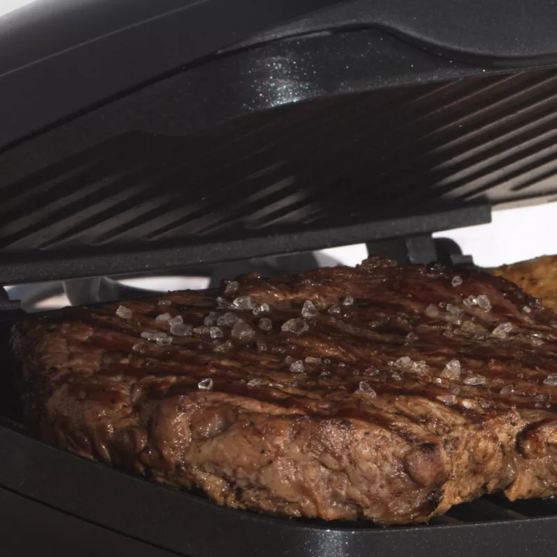 Electric grill Petra PT4366MBLKVDE black with non-stick surface and adjustable temperature